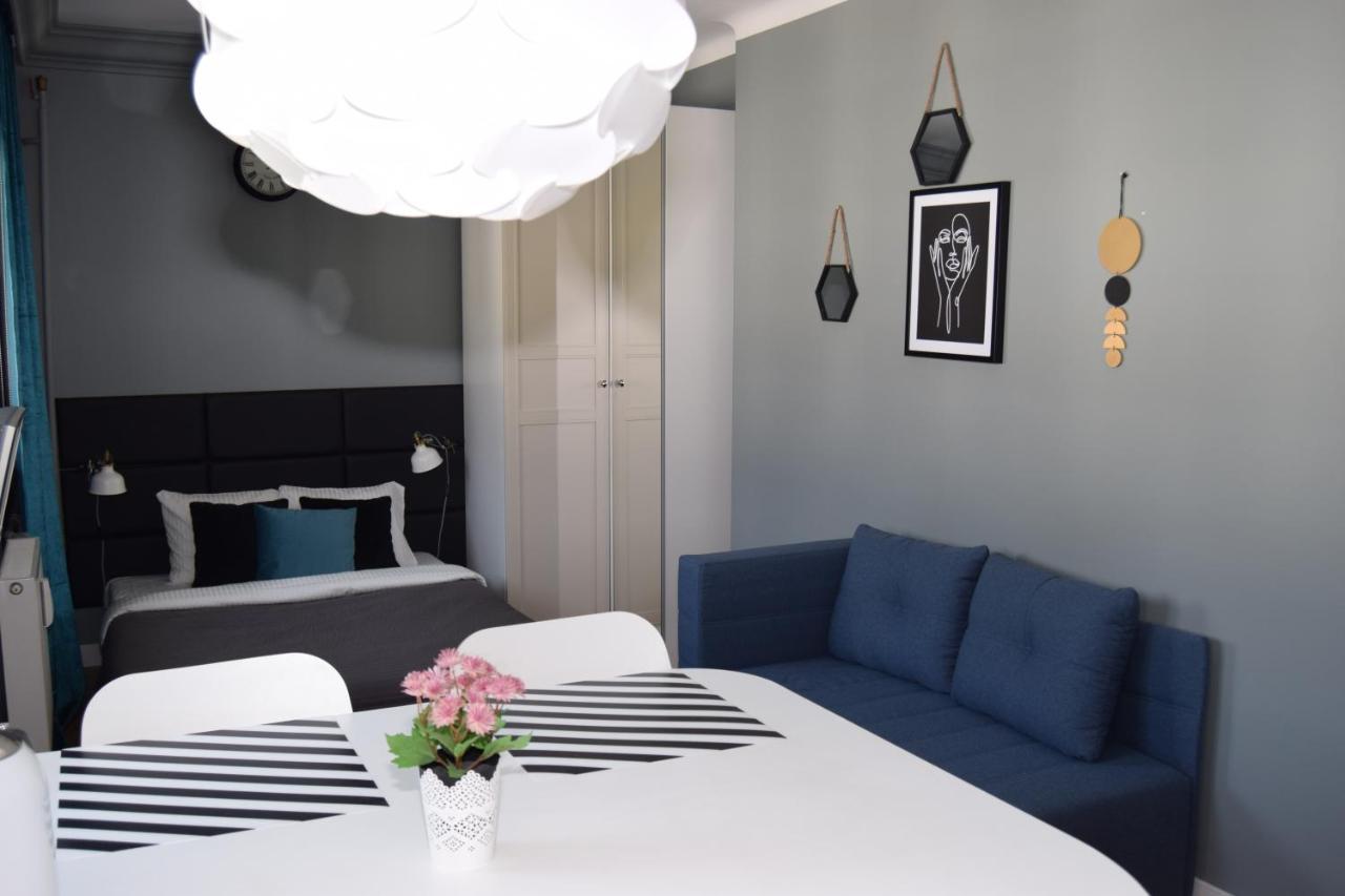 Be My Guest - Hoza Studio - Pkin Super Centrum Metro Wi-Fi Breakfast 华沙 外观 照片